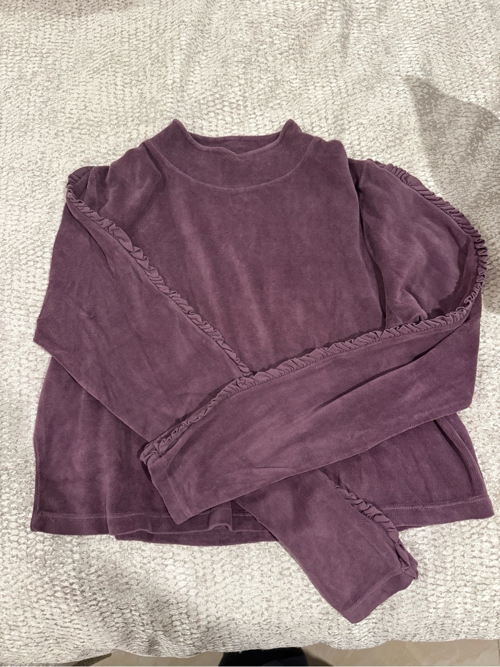 Cozy Ruffle-Trim Pullover Sweatshirt in Mauve